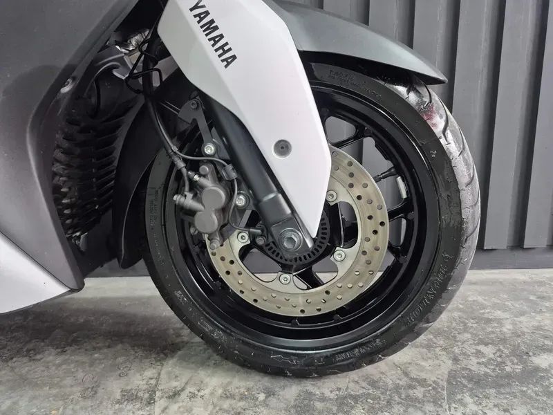 Yamaha XMax 250 cc  - Foto 3