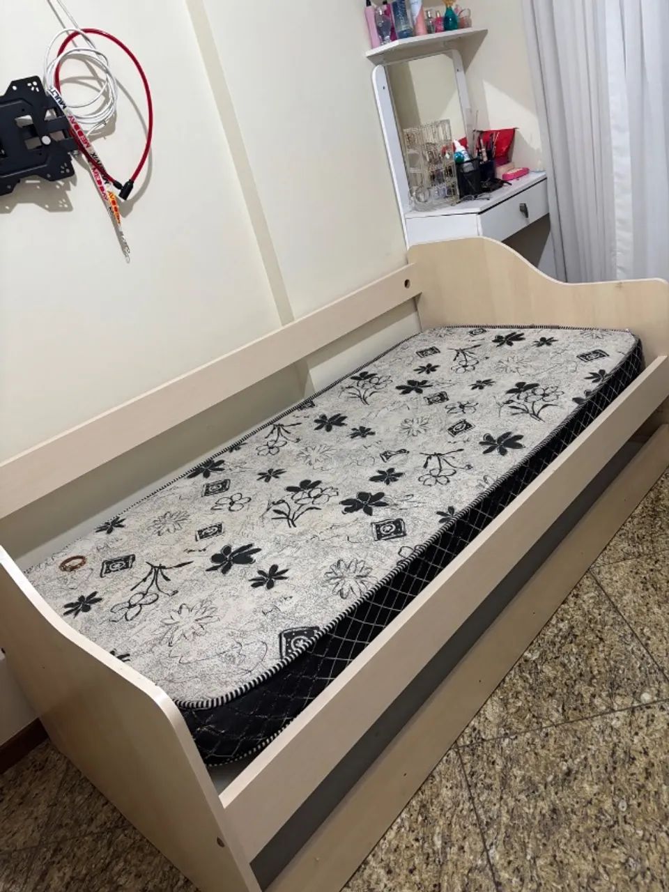 Cama colchão solteiro 