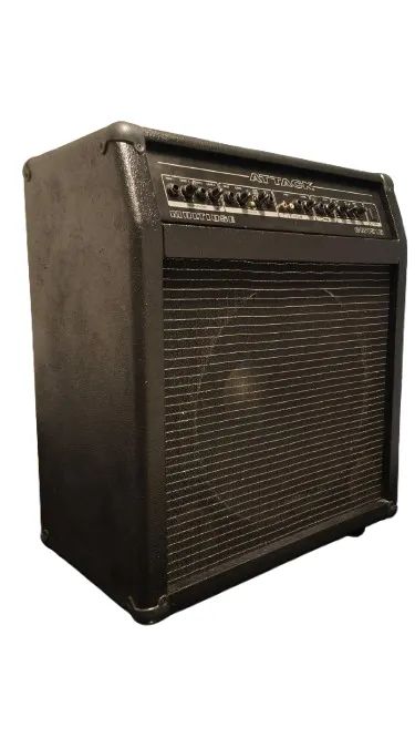 Caixa amplificada Attack CM1515 