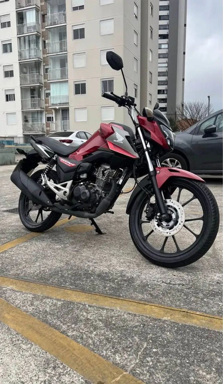 titan 2025  - Foto 3