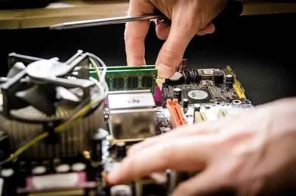 Manutenção de computador [ placa mãe, formatação, reparo ] - Foto 2