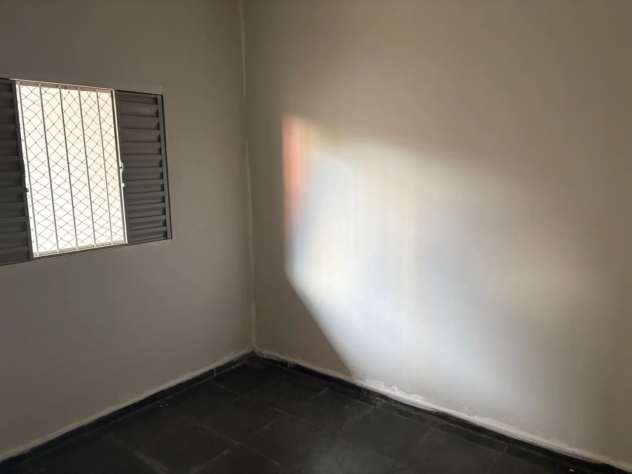 Vendo casa multifamiliar em Ibirite  - Foto 4
