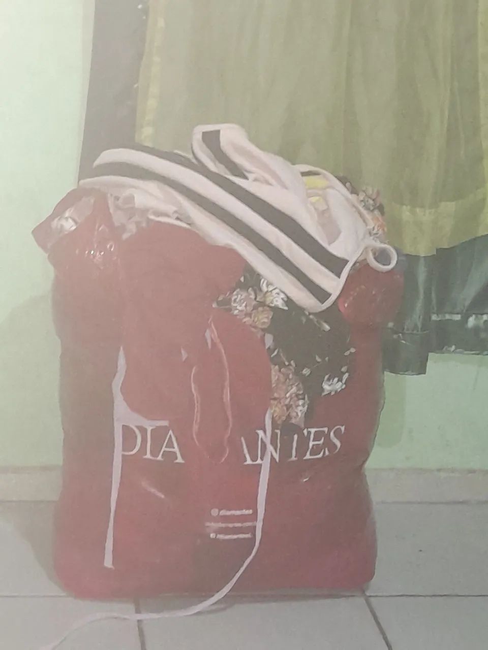 Roupas  pra bazar  - Foto 2