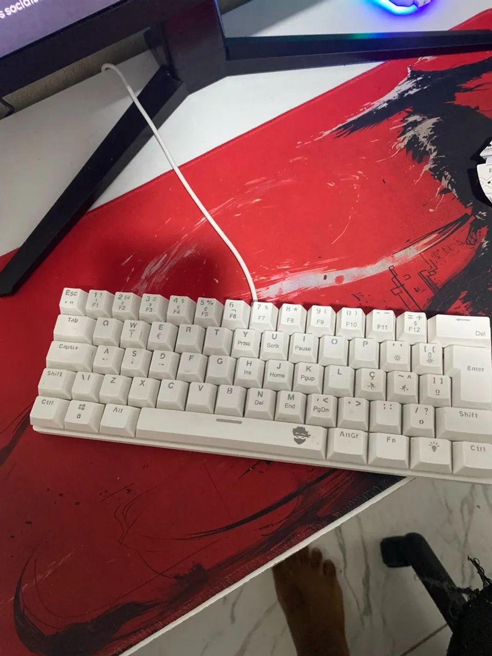 Teclado 60% rgb branco - Foto 2