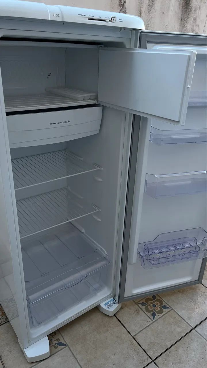 Geladeira Eletrolux  - Foto 4