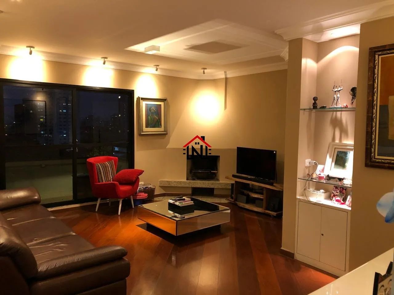 Apartamento reformado 116m², 3 dormitórios com suíte, home office e 2 vagas