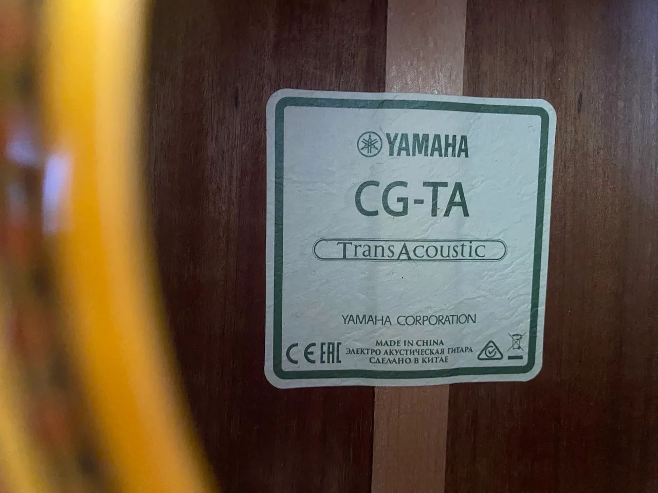 Violão Yamaha Transacoustic CGTA (efeitos de chorus e reverb) - Foto 6