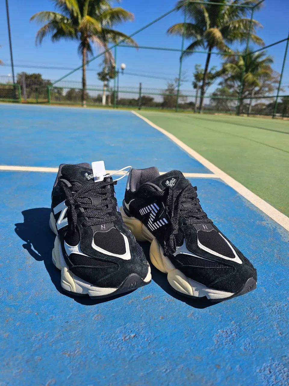 New Balance 9060 - Novo (Sem uso) - Tam 42 - OVOSNEAKERS