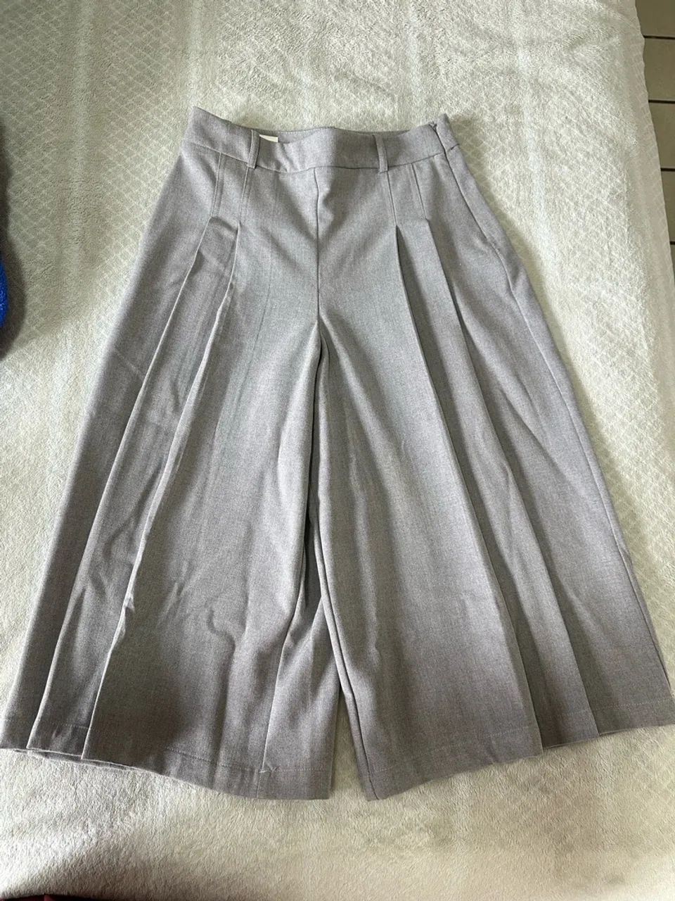 Calça Zara pantacourt 38
