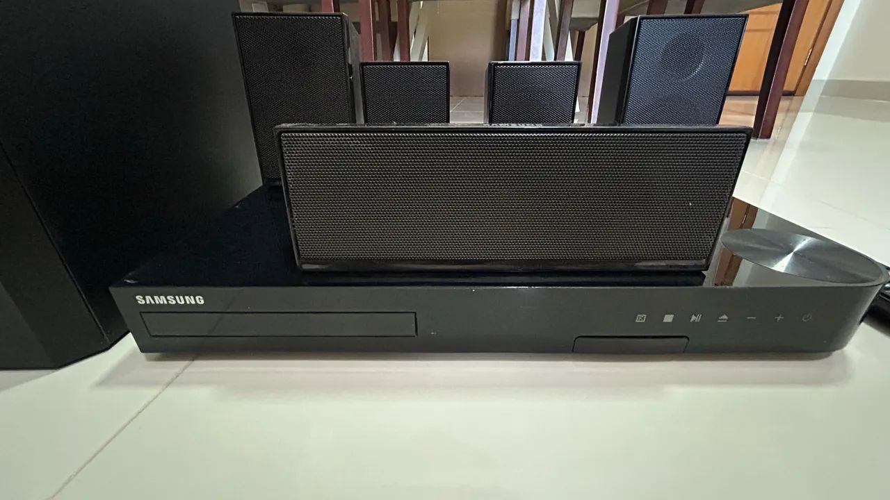 Home theater 3D Samsung  1000W RMS Bluetooth  - Foto 2