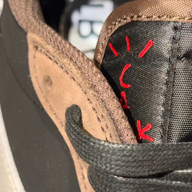 Tênis Air Jordan 1 Low Travis Scott Dark Mocha - Calçados