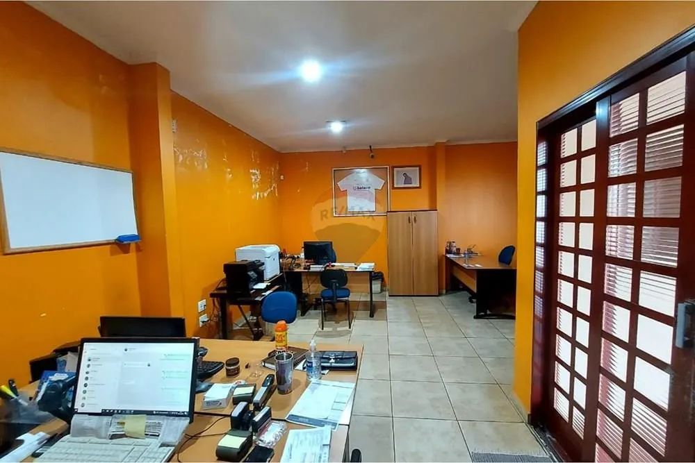 Imóvel comercial com 348 m² e estacionamento  a 5 minutos da SP-322 - Foto 5
