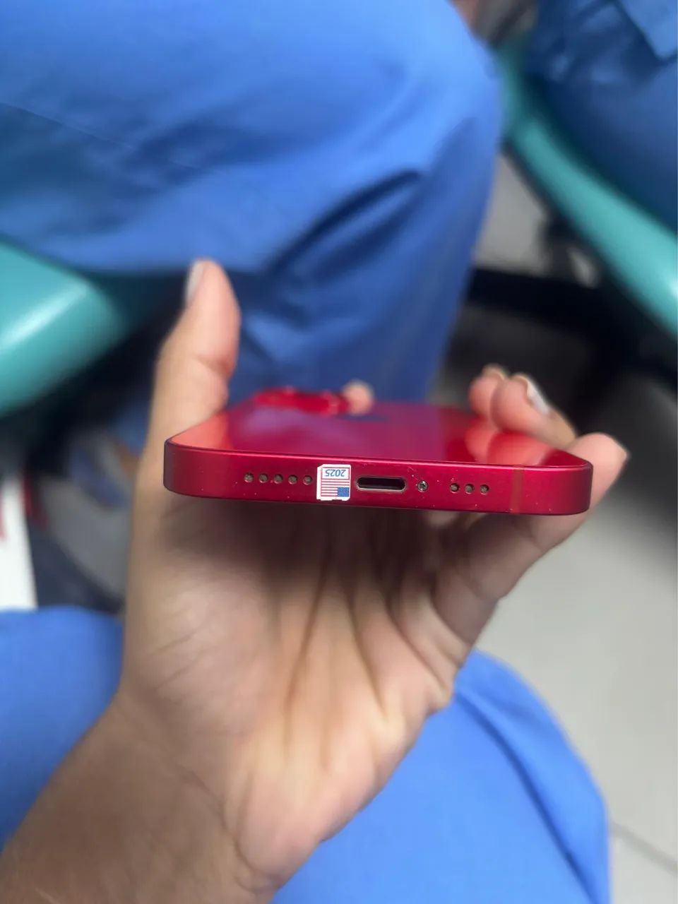 iPhone 14 , Red , 128 gigas . - Foto 2