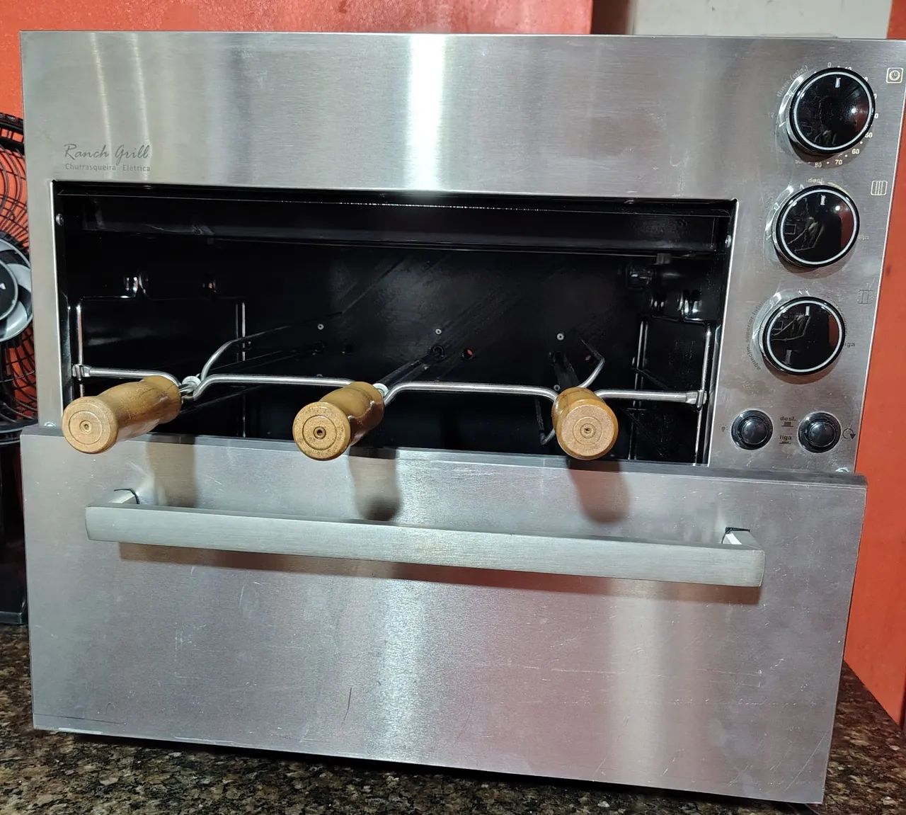  Troco com algo de meu interesse Churrasqueira elétrica ranch grill nova nunca usada 