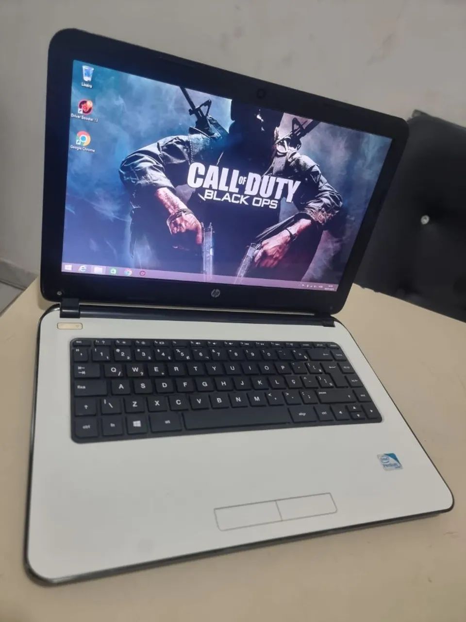 Notebook HP 14 branco   é pegar e usar