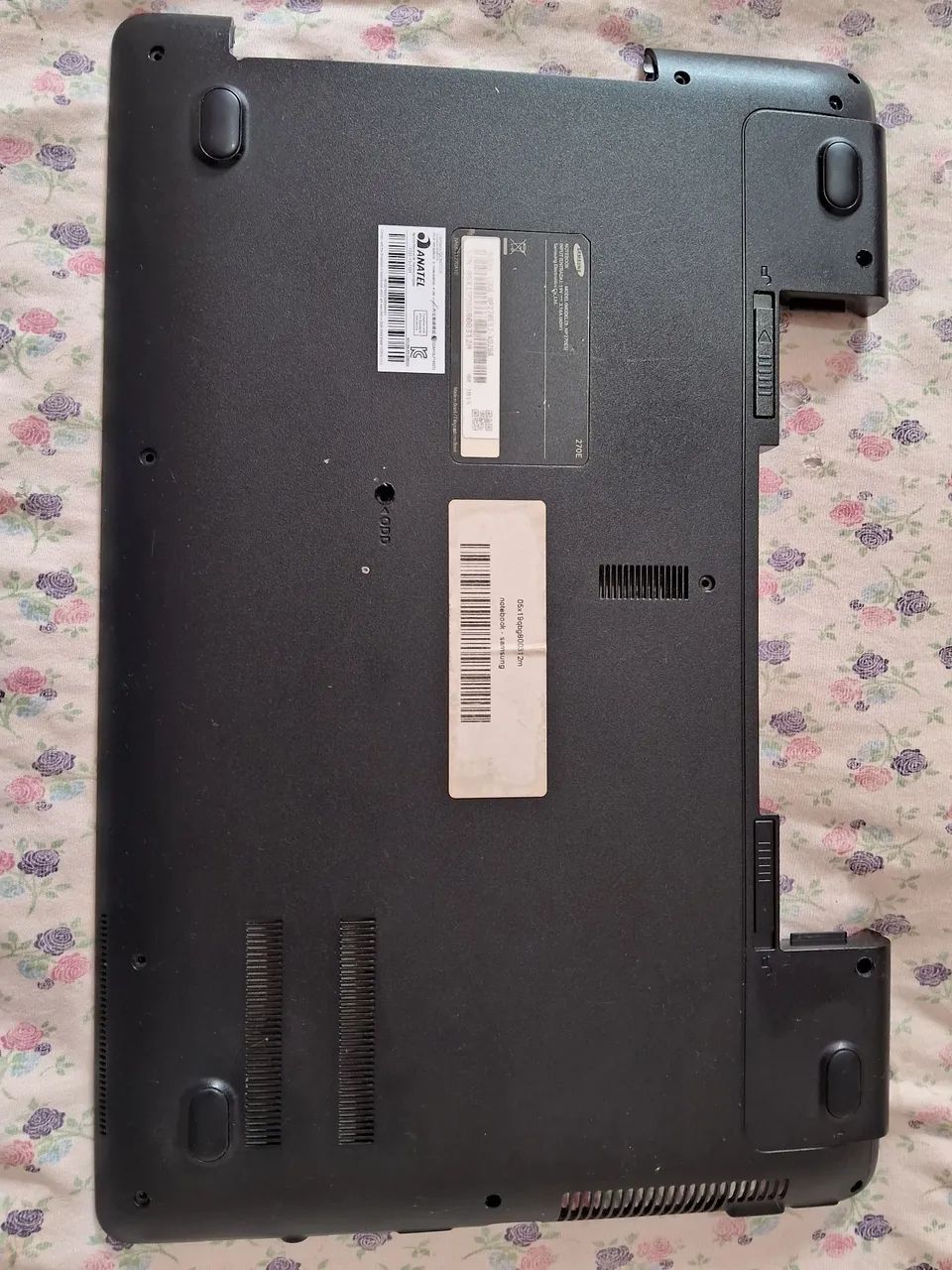 Base inferior notebook samsung 