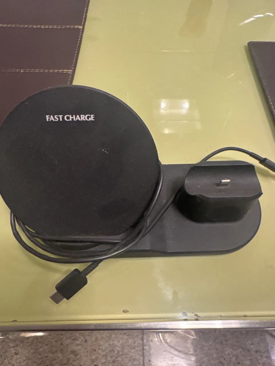 Carregador de  iPhone sem fio Fast charge preto 