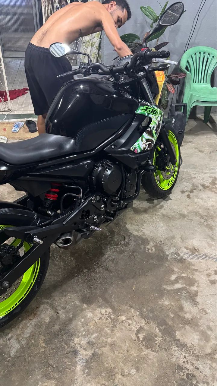 XJ6 2015 - Foto 3