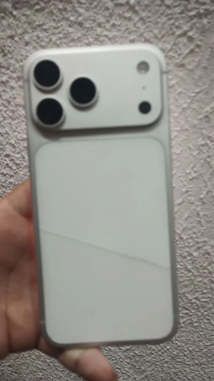 iPhone 17 pro max 