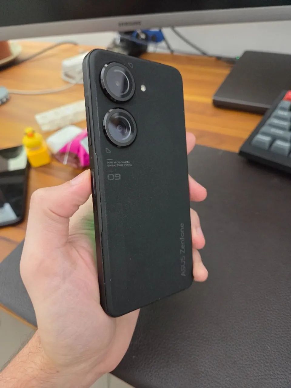 Asus Zenfone 9 - 8gb RAM - 128gb
