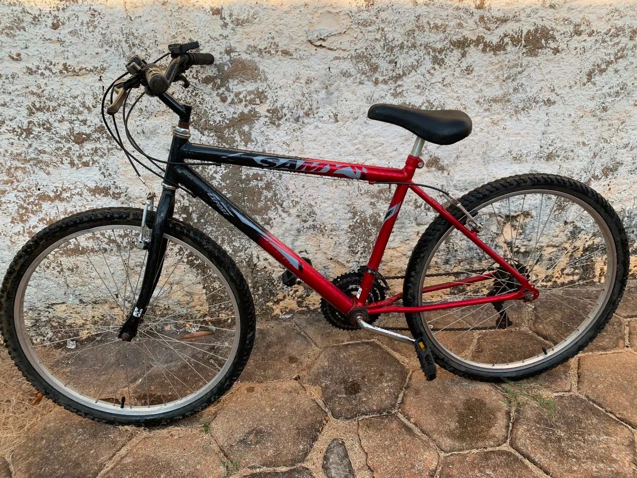 Bicicleta aro 26 com marcha - Foto 2