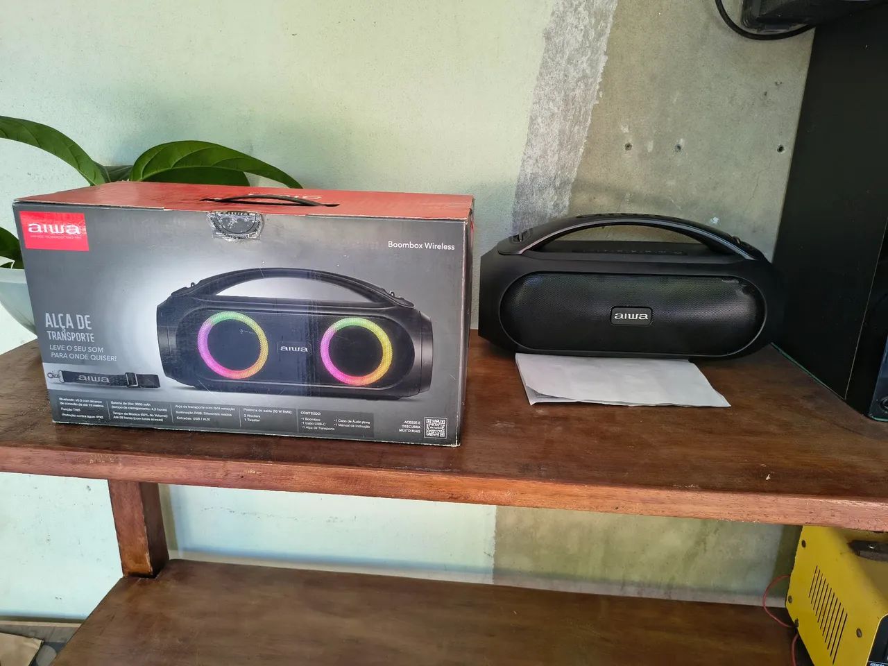 Vende-se uma caixa de som portátil  - Foto 2