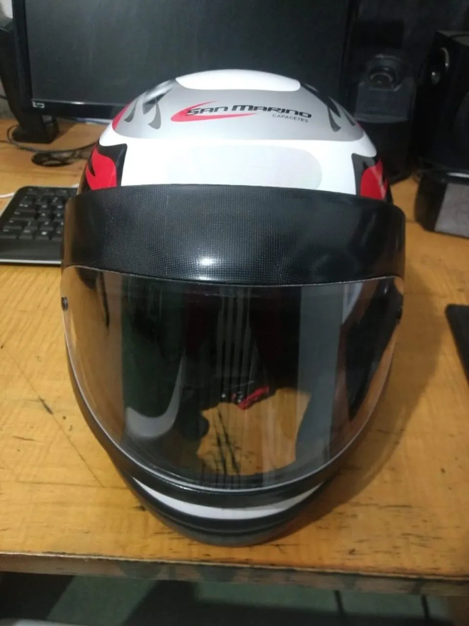 Capacete Masculino Feminino San Marino Branco Automático Taurus