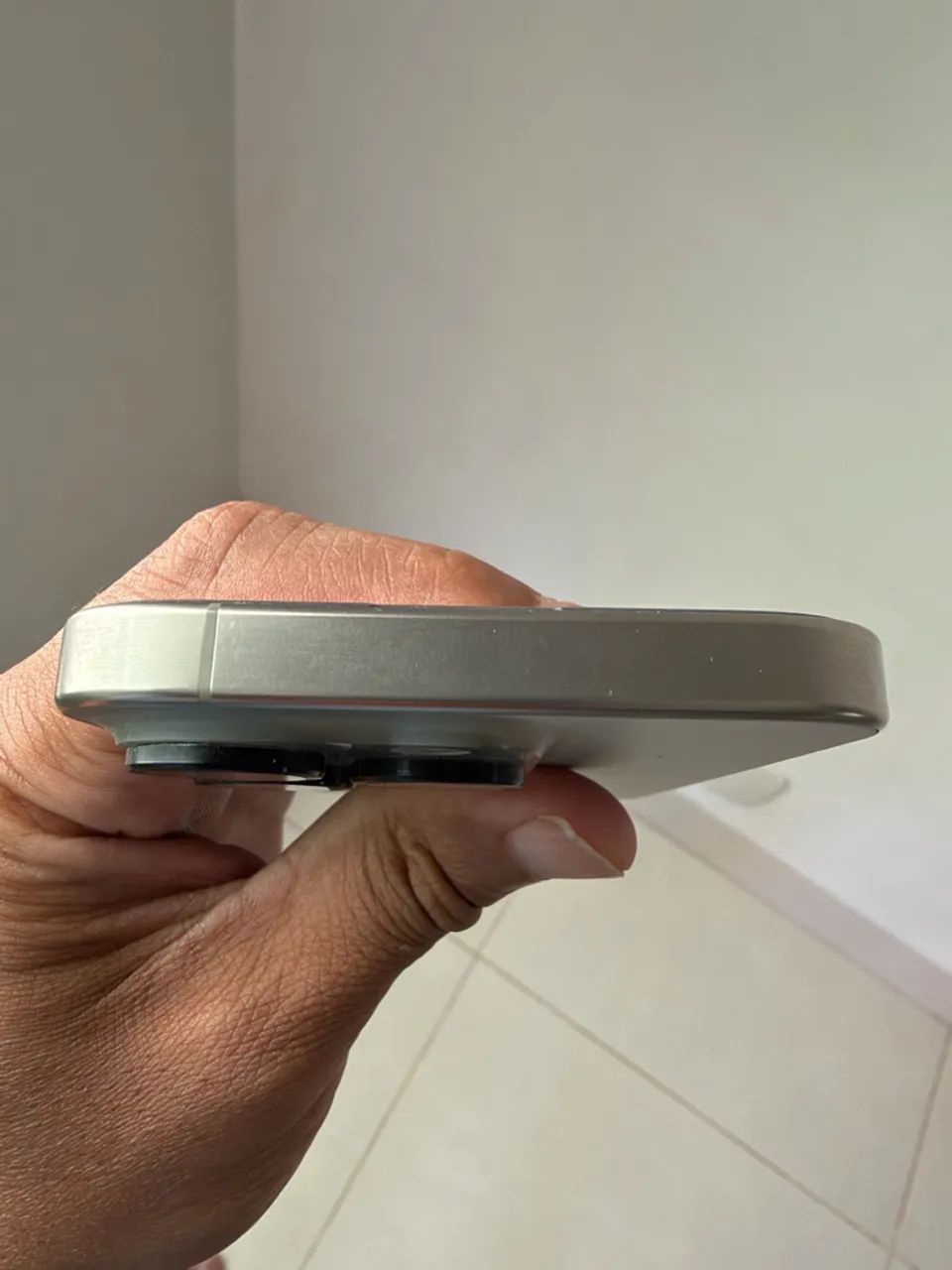 iPhone 15 Pro - Foto 3