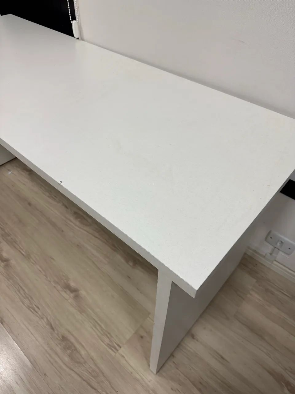 Mesa de escritório branca mdf 1,60cm - Foto 2