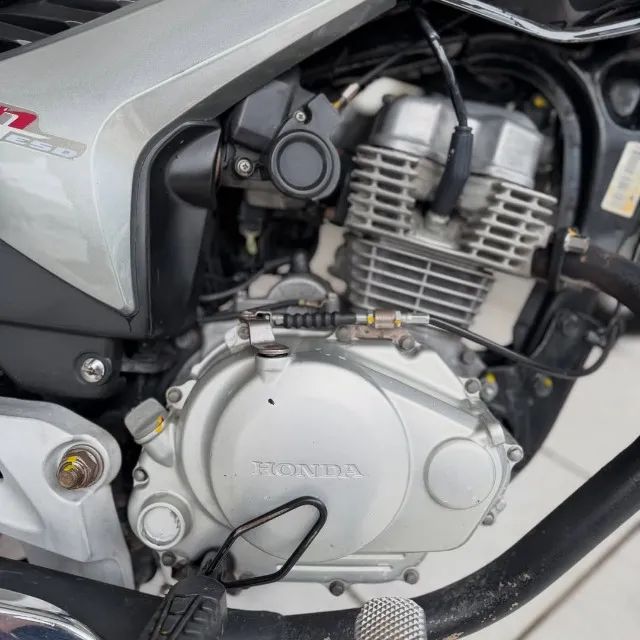 Honda Titan 150 Esd - Foto 4