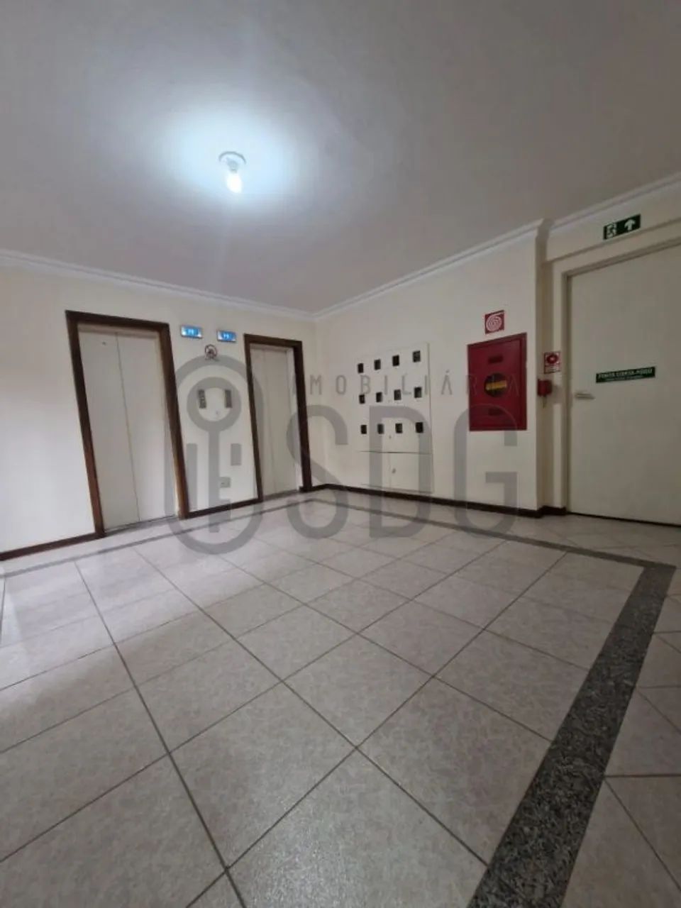LOCACAO DE SALA COMERCIAL NO CENTRO DE CURITIBA - Foto 5