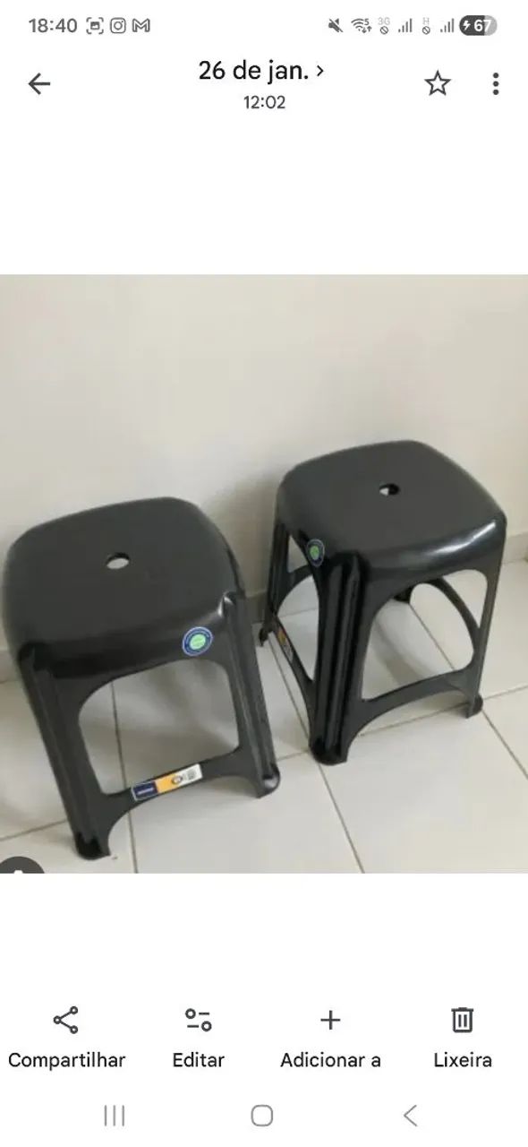 Bancos de plástico 