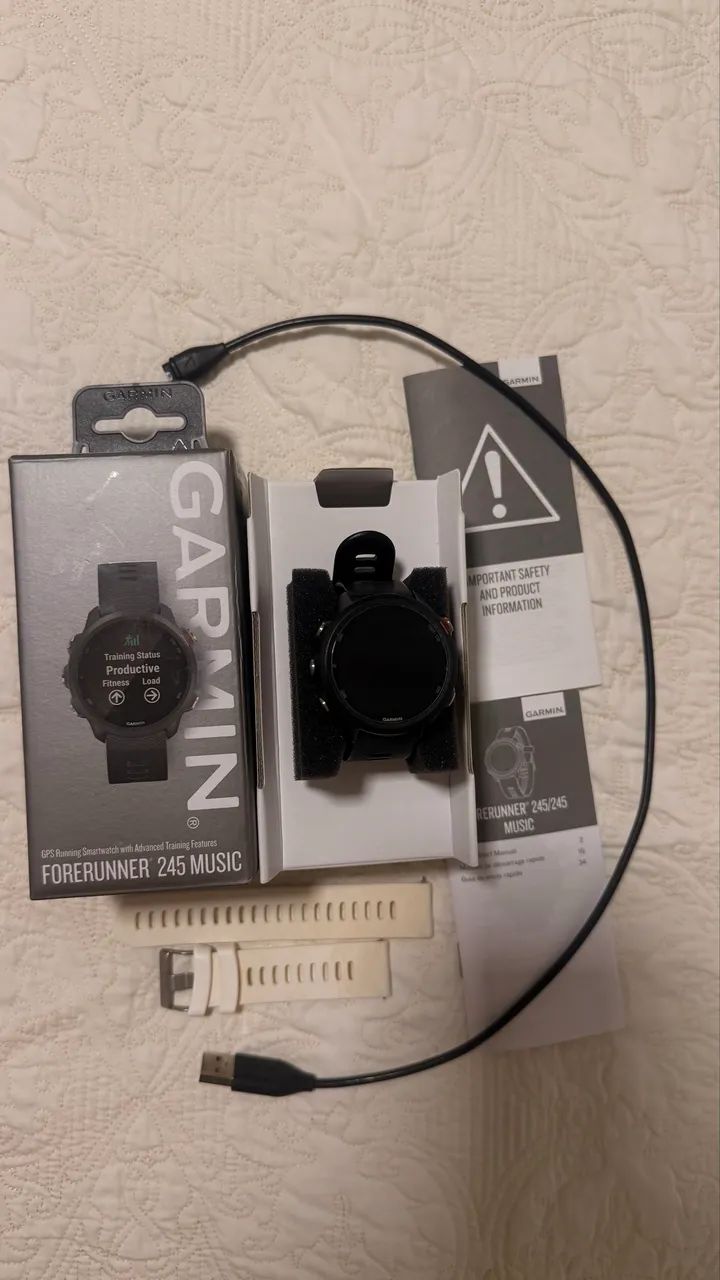 Garmin 245 MUSIC ?