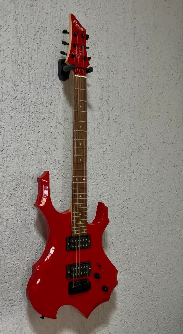Guitarra Warlock + pedais + cubo!!! - Foto 3