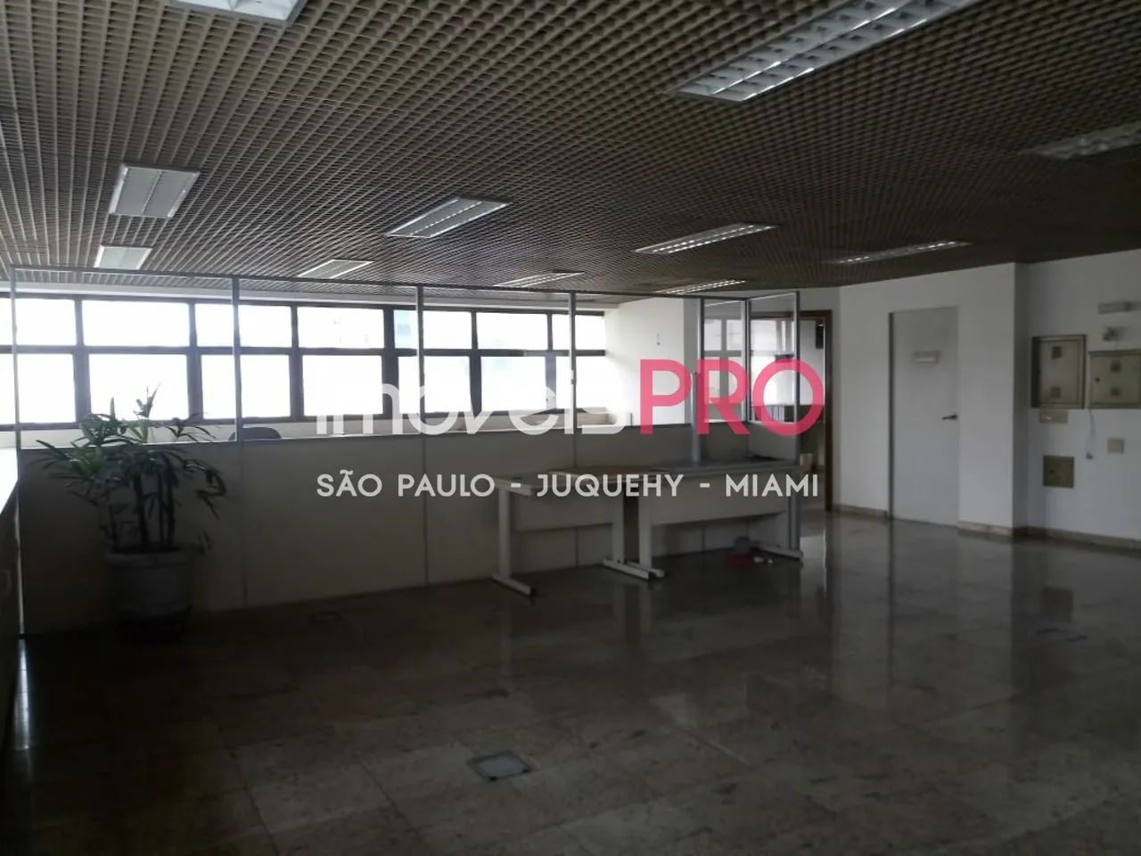 Predio comercial com loja , subsolo e 2 andares - Foto 2