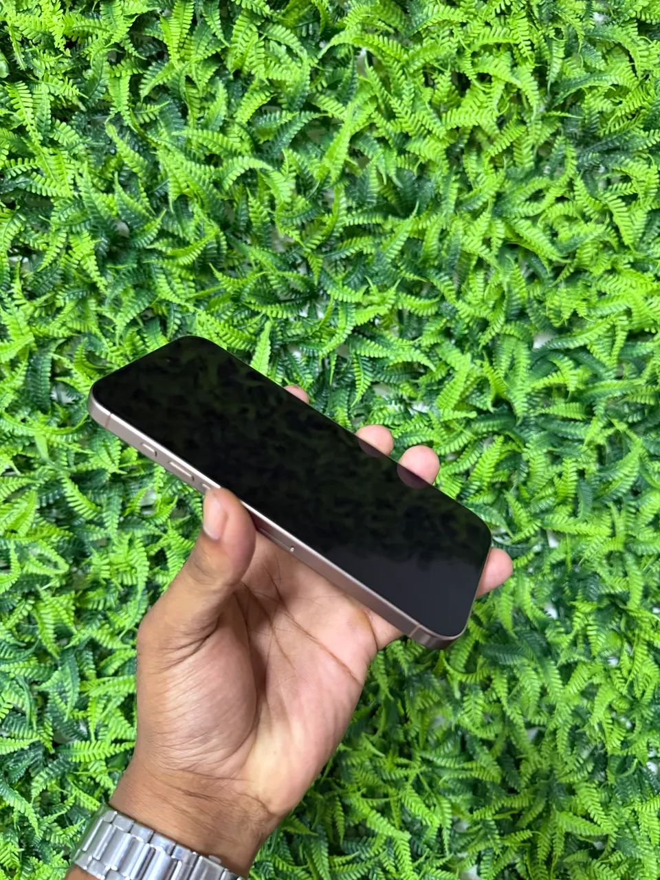 iPhone 16 Pro Max | Desert | Novinho - Foto 3