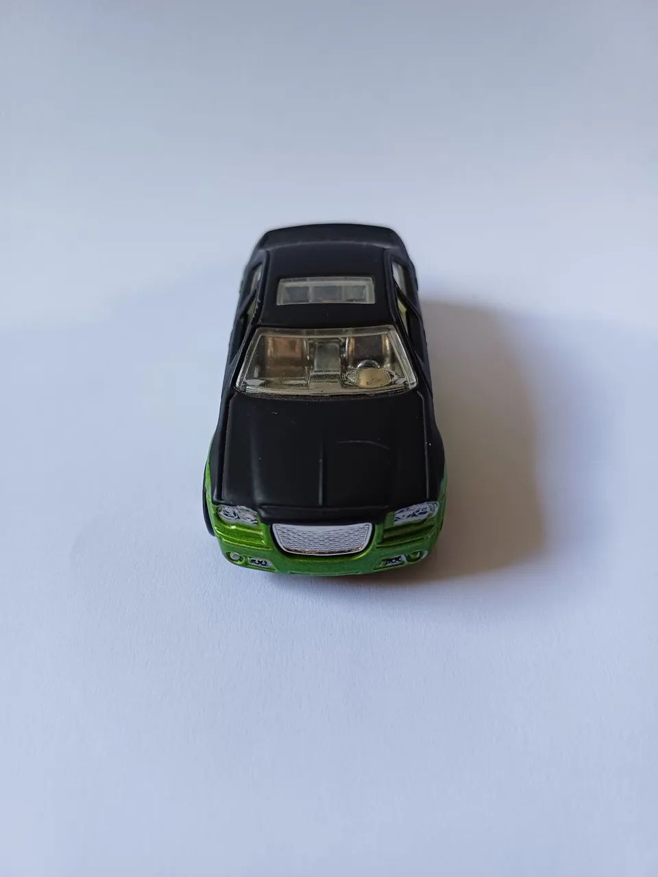 Hot Wheels Chrysler 300C T-Hunt - Foto 4