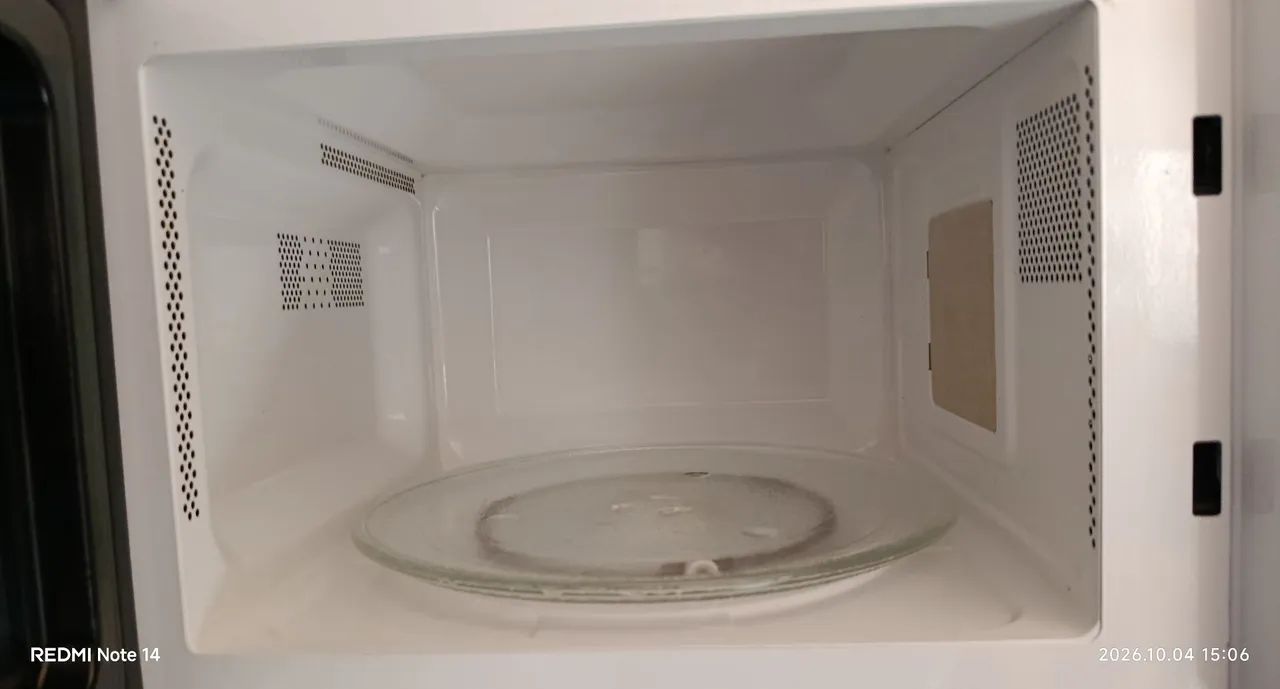 Vende-se microondas marca Midea  - Foto 3
