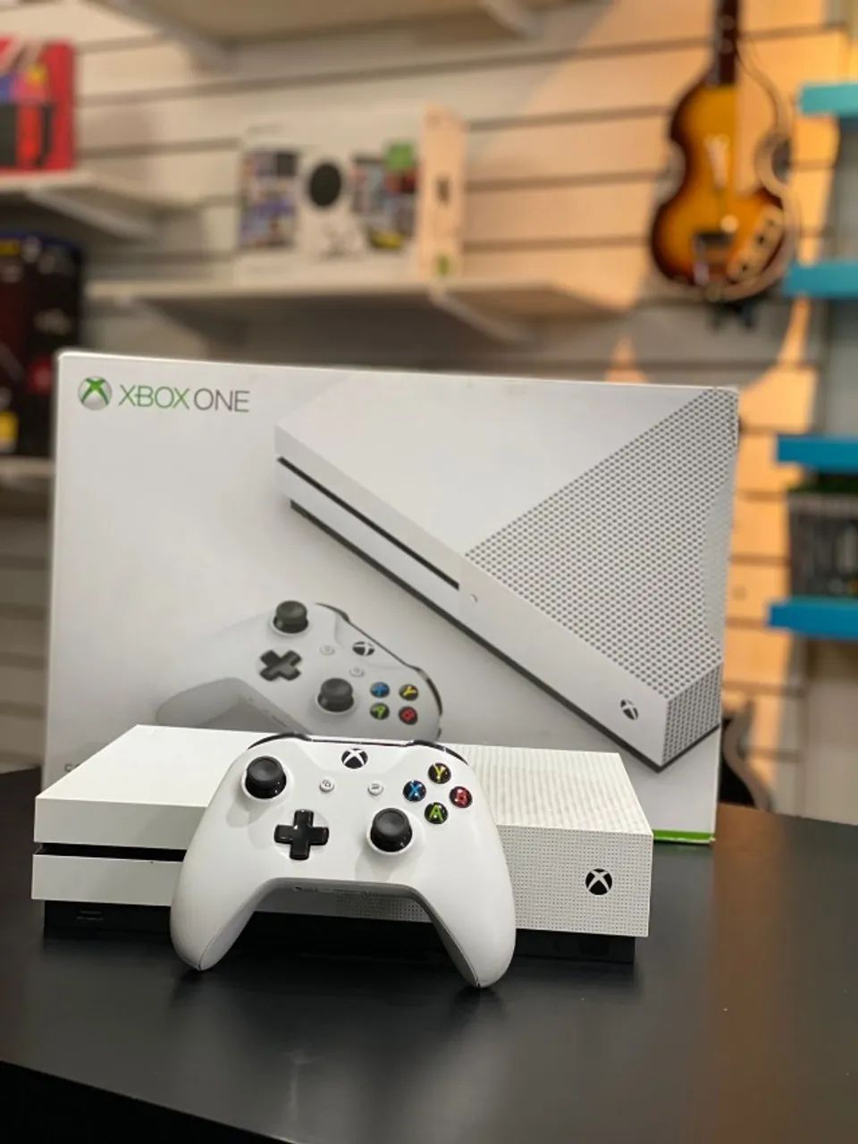 XBOX ONE S 1TB (SEMINOVO) - Foto 2