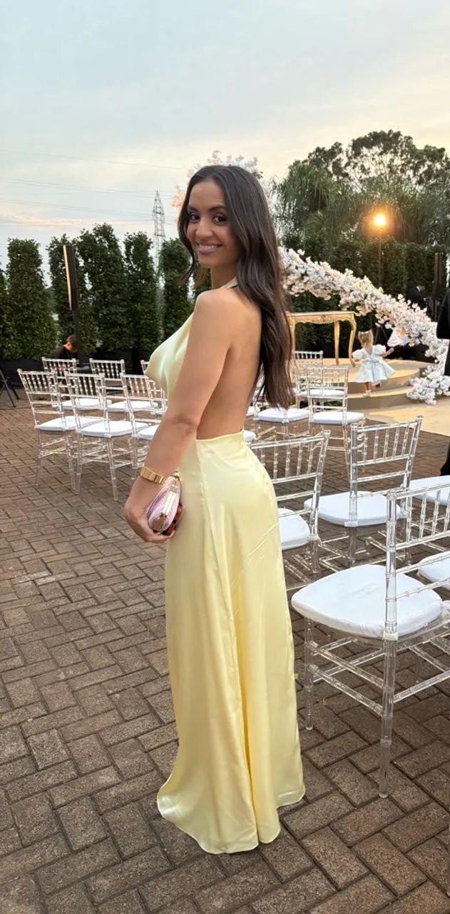 Vestido cetim amarelo manteiga  - Foto 3