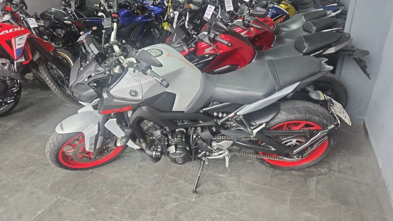 Yamaha MT-09 - Foto 5