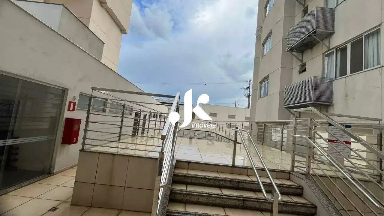 Flat Completo e Mobiliado com Piscina e Excelente Localização - Foto 3