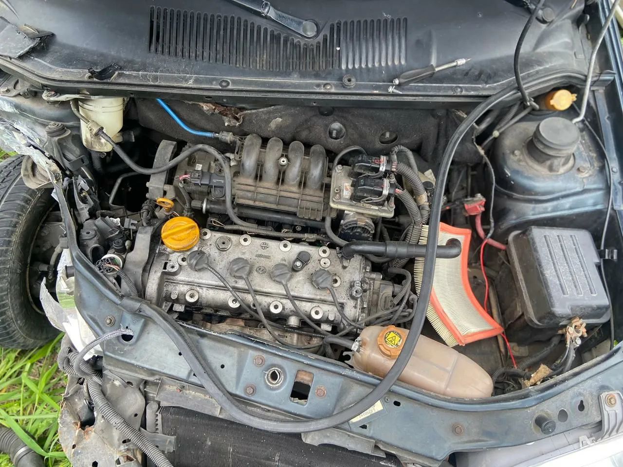 Vendo peças de Palio ELX 1.0 16v 2001 - Foto 8