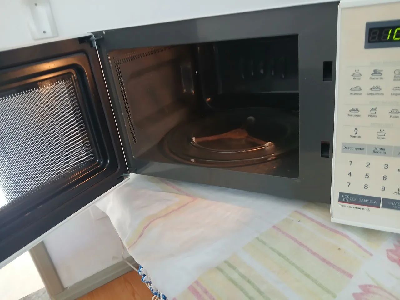 Micro-ondas LG 23 litros  - Foto 4