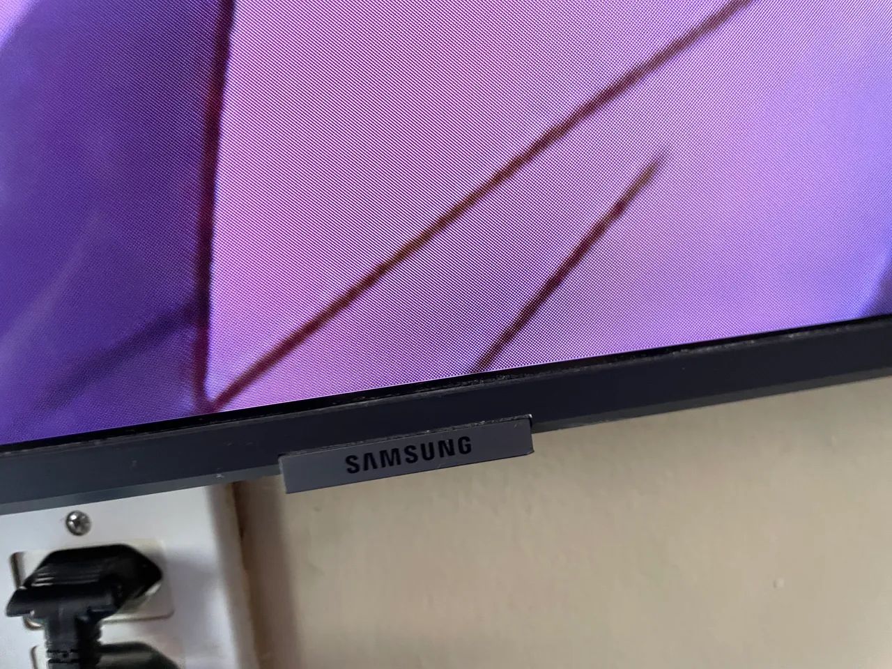 Vendo smart tv 50P smart 4K  - Foto 2