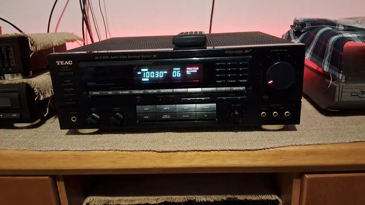 Receiver Teac ag v 3050