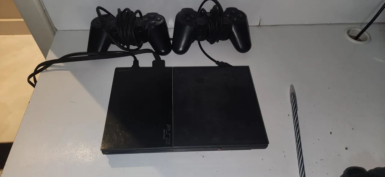 PS2 + 2 Controles
