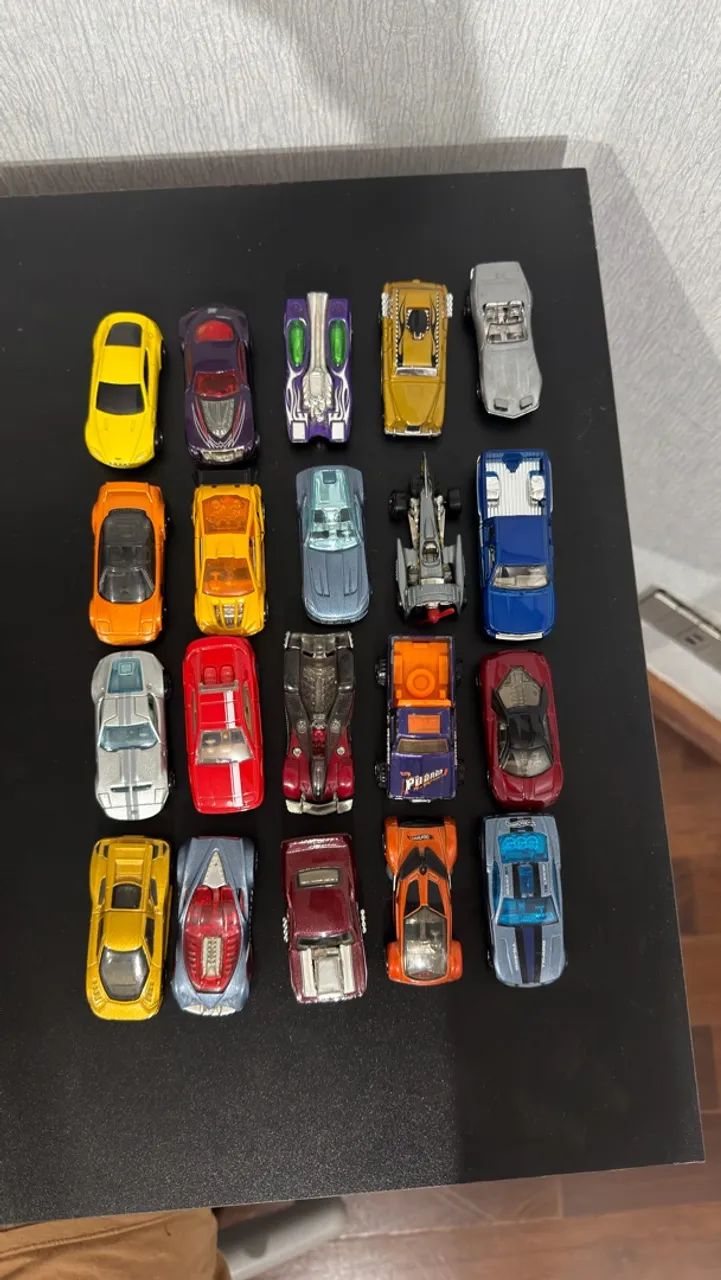 Lote de Hot Wheels - Foto 3