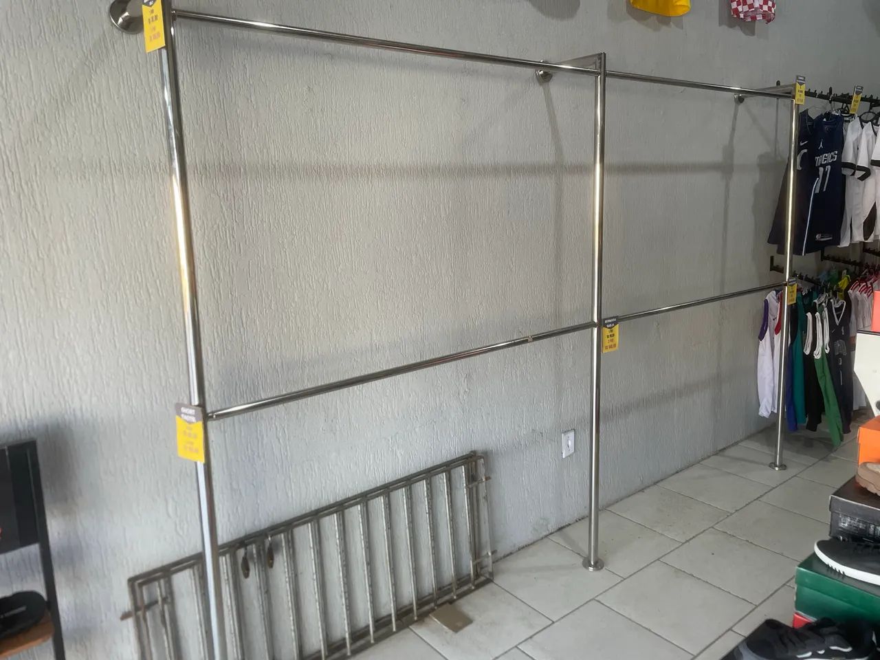 Vendo arara 3 metros 