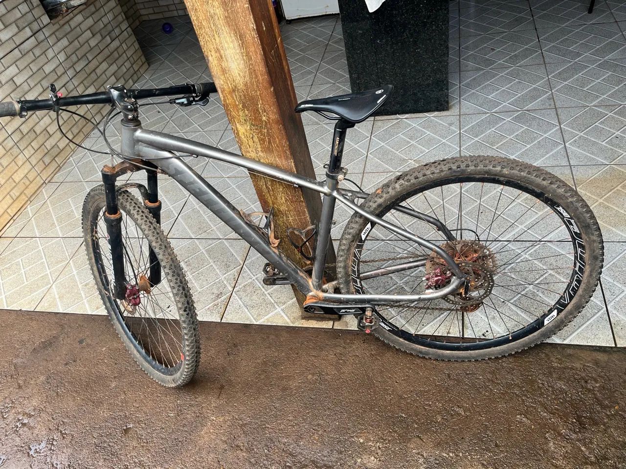 Bike 29 Specialized tam 17